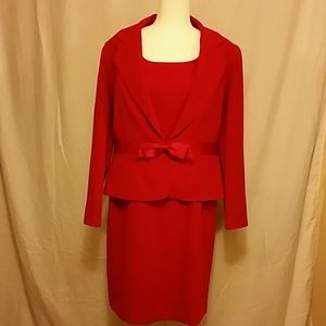 NWOT. ❤️BEAUTIFUL❤️ Fully lined sleeveless dress with jacket